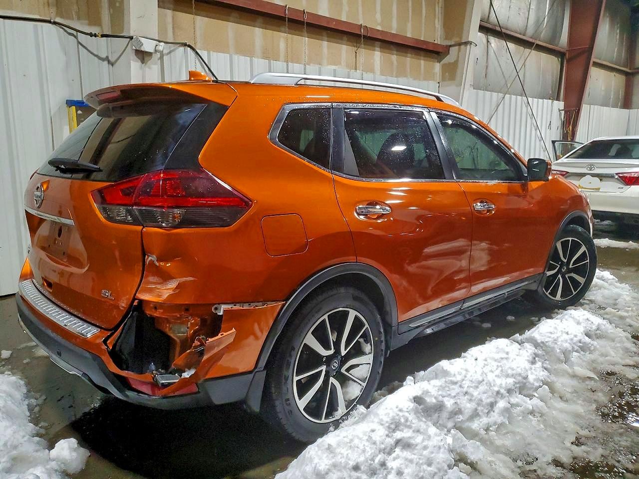 2019 NISSAN ROGUE S photo 3