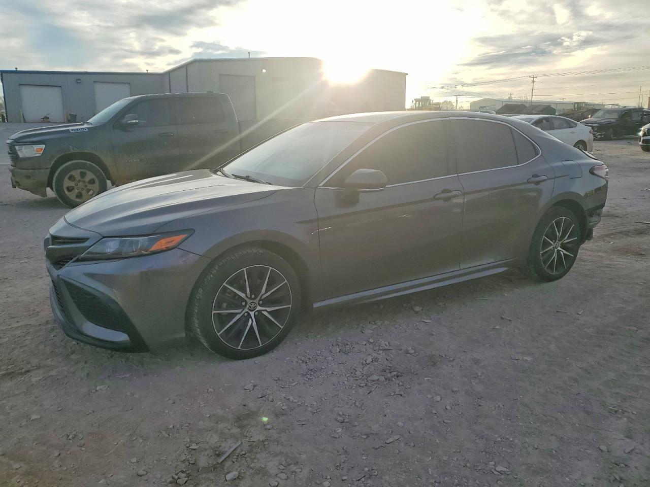 2022 TOYOTA CAMRY