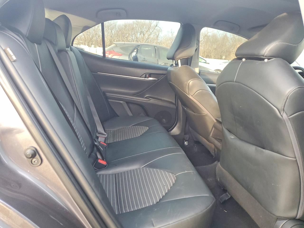 2022 TOYOTA CAMRY SE photo 10