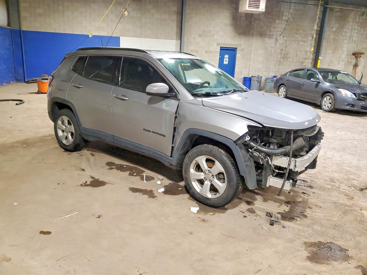 2019 JEEP COMPASS LATITUDE photo 4