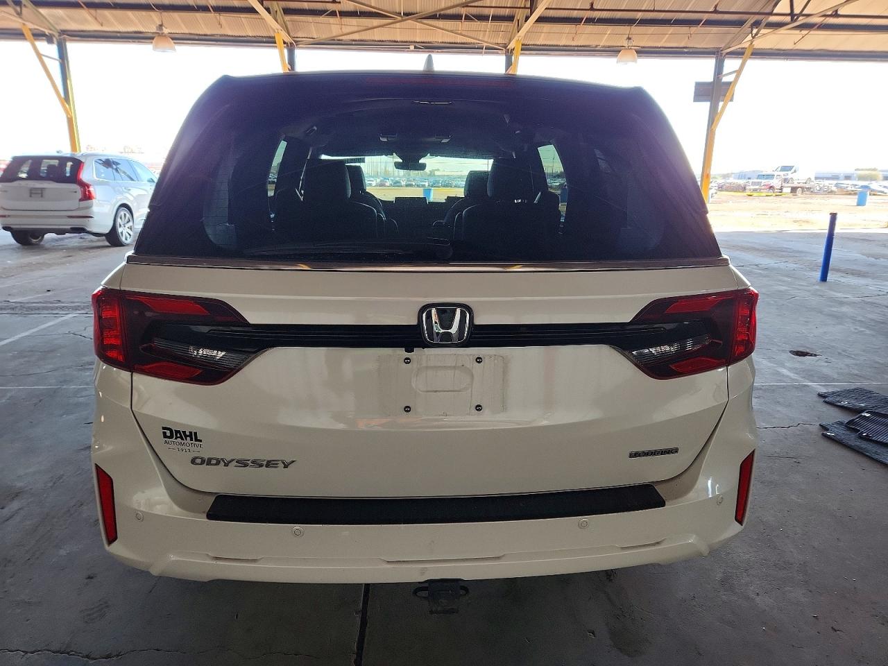 2025 HONDA ODYSSEY TOURING photo 6
