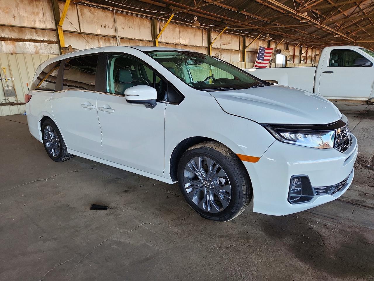 2025 HONDA ODYSSEY TOURING photo 4