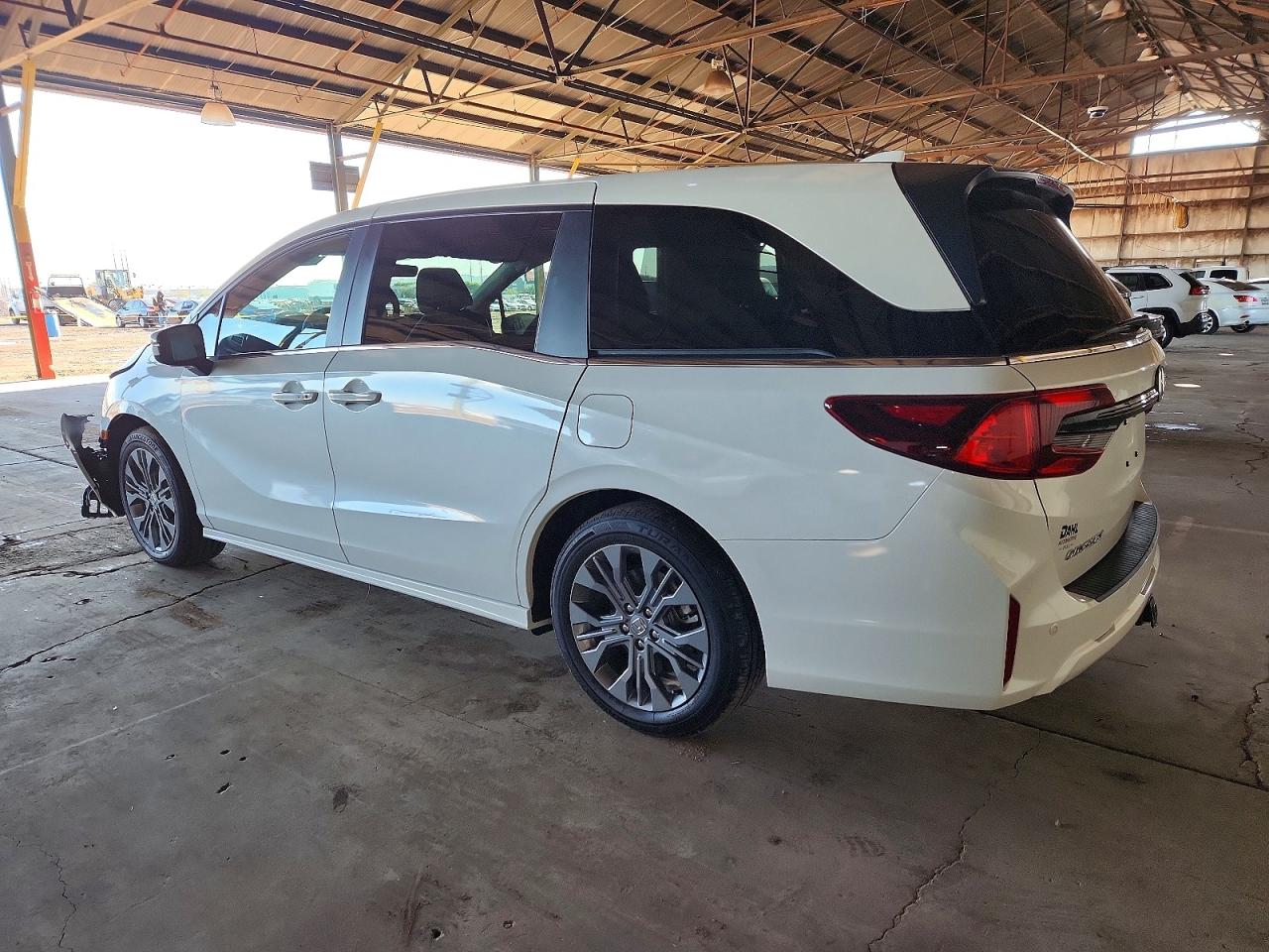 2025 HONDA ODYSSEY TOURING photo 2