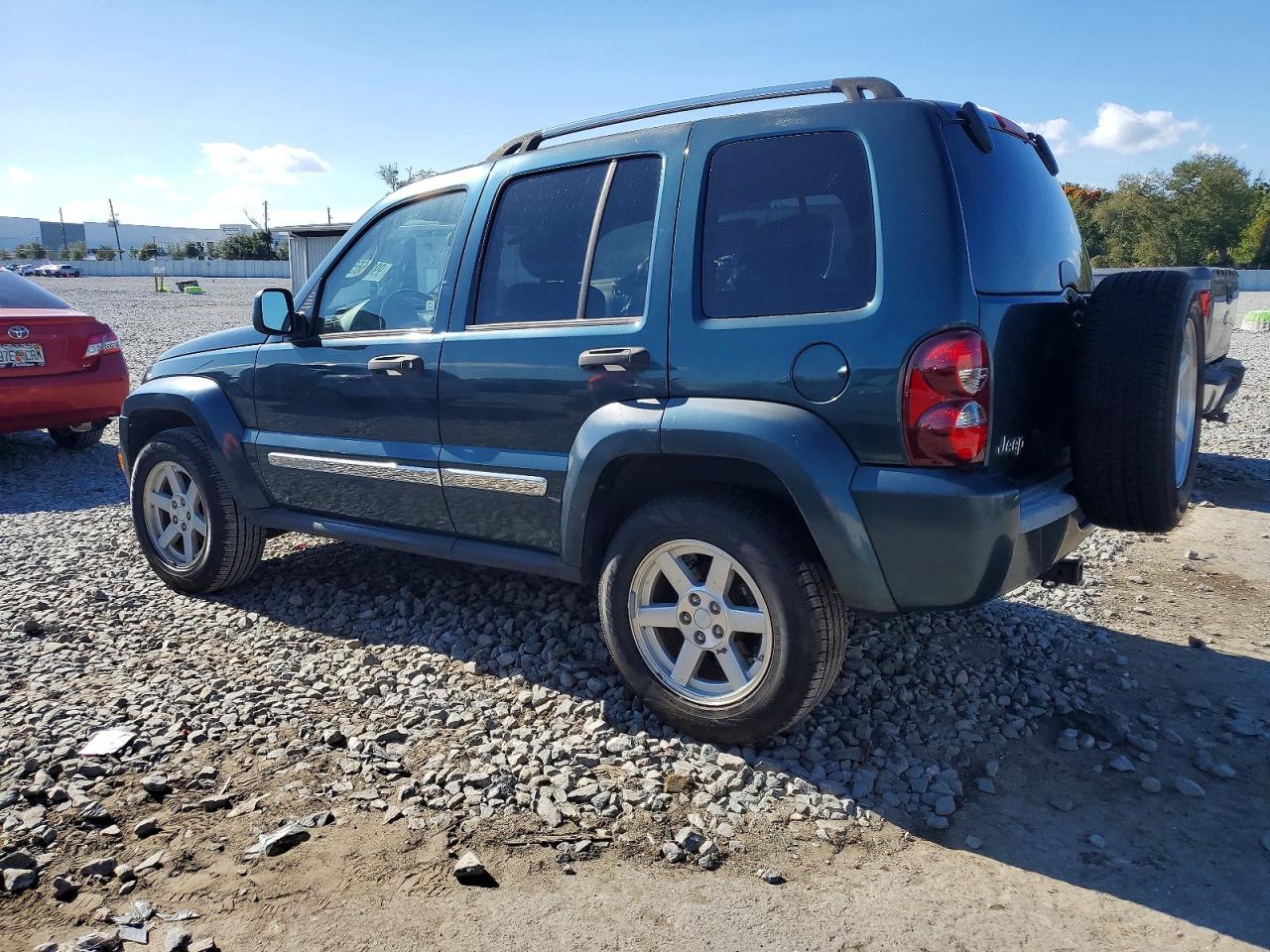 2005 JEEP LIBERTY LIMITED photo 2