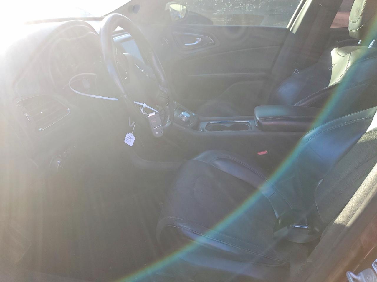 2015 CHRYSLER 200 S photo 13