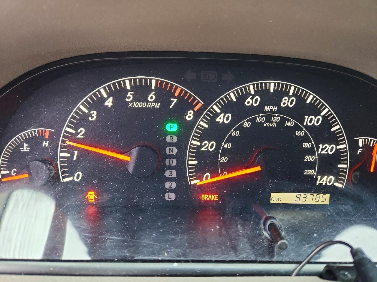 2006 TOYOTA CAMRY LE photo 9
