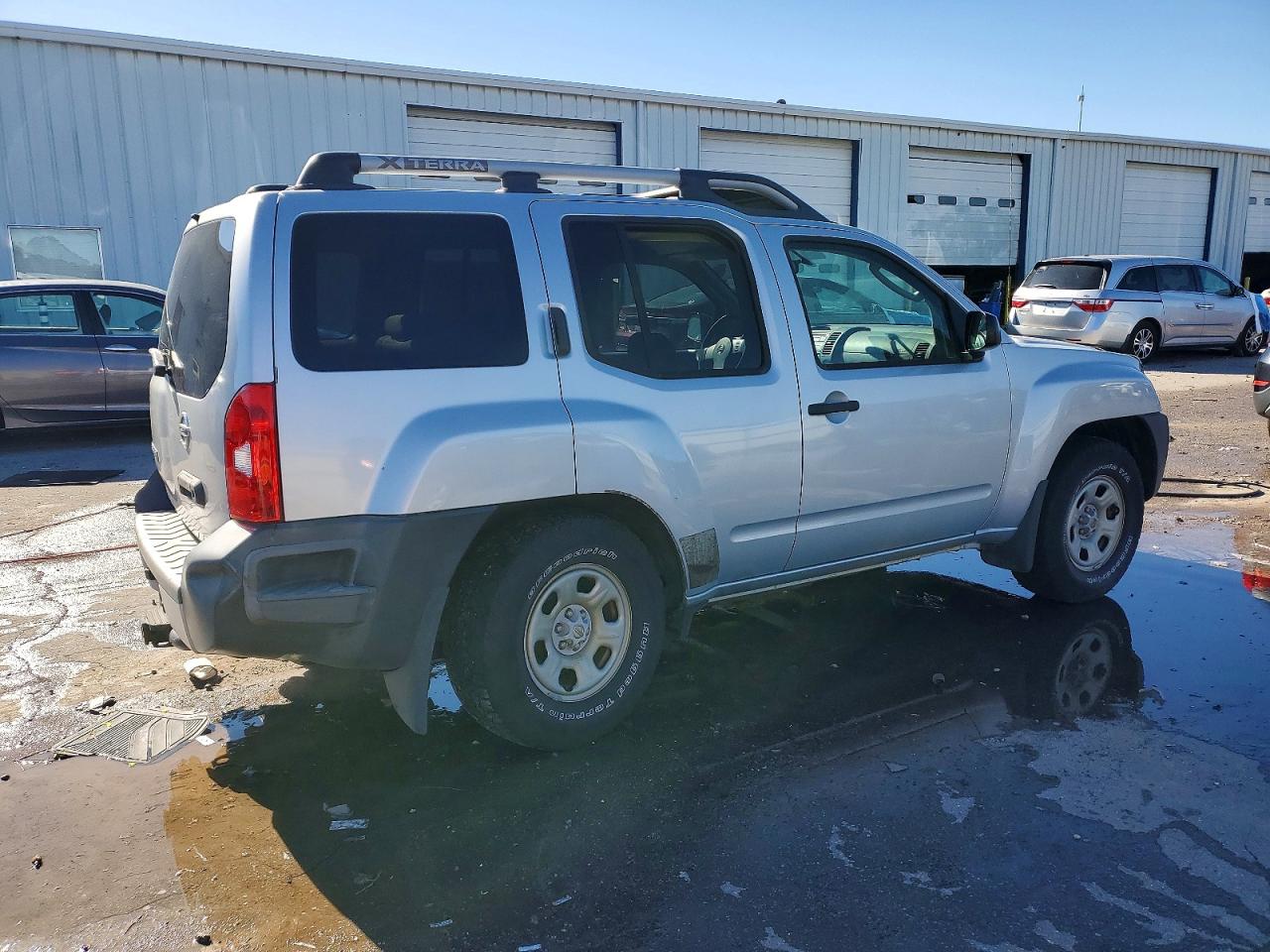 2011 NISSAN XTERRA X photo 3