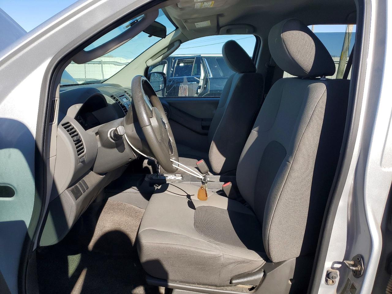 2011 NISSAN XTERRA X photo 7