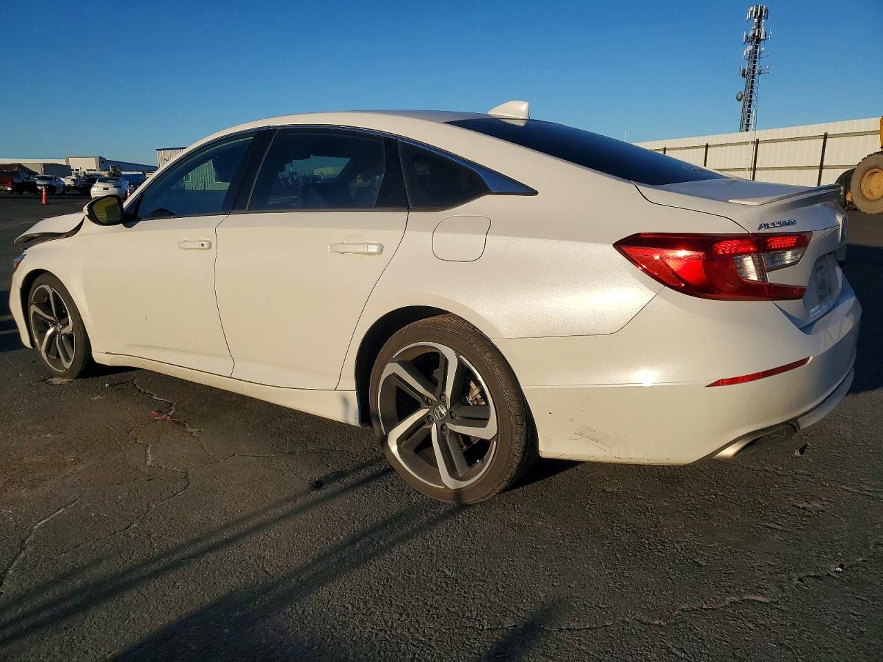 2020 HONDA ACCORD SPORT photo 2