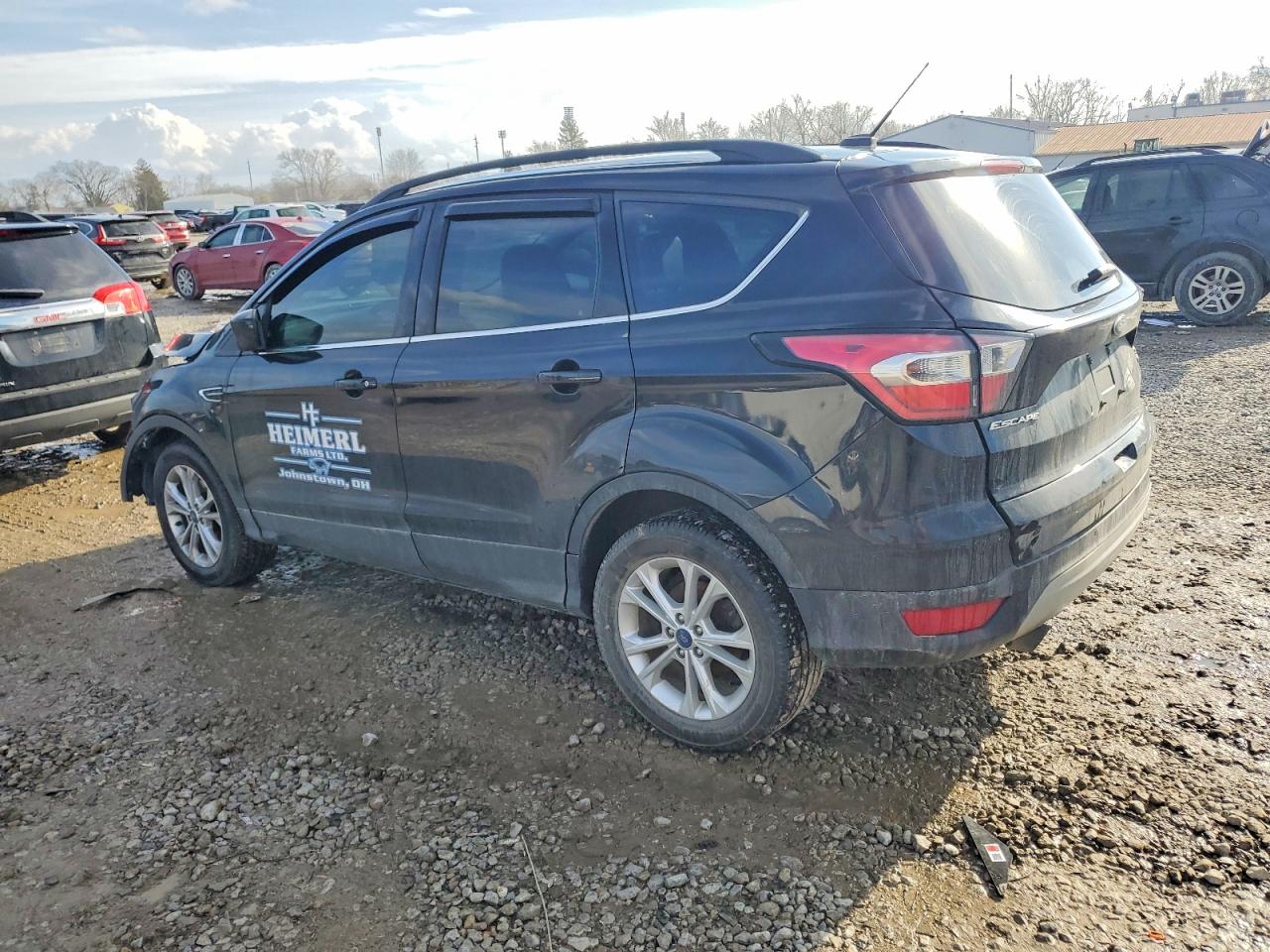 2017 FORD ESCAPE SE photo 2