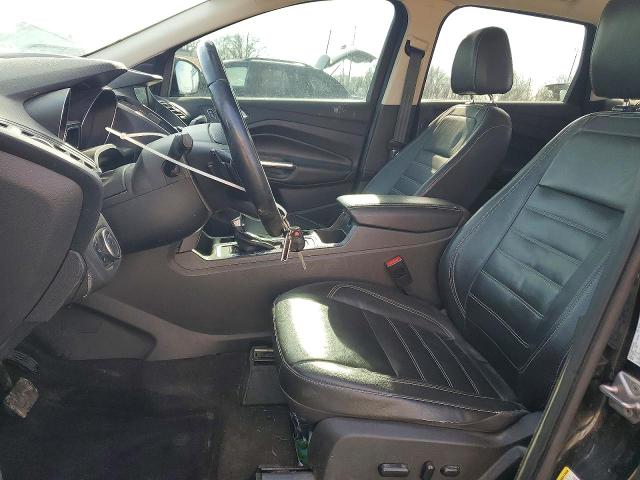 2017 FORD ESCAPE SE photo 7