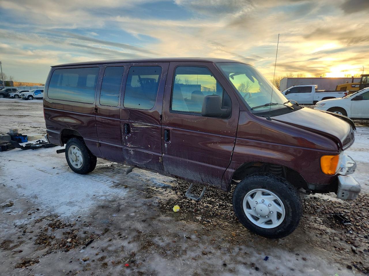 2007 FORD ECONOLINE E350 SUPER DUTY WAGON photo 4