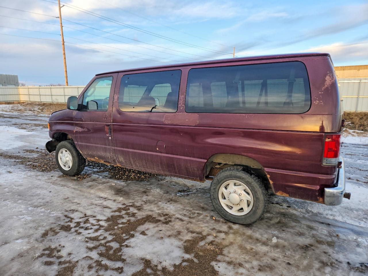 2007 FORD ECONOLINE E350 SUPER DUTY WAGON photo 2