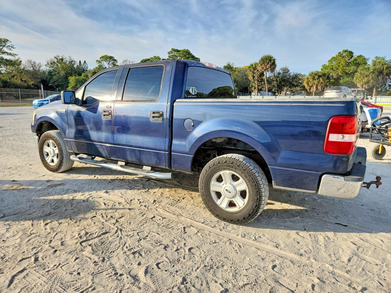 2004 FORD F150 SUPERCREW photo 2