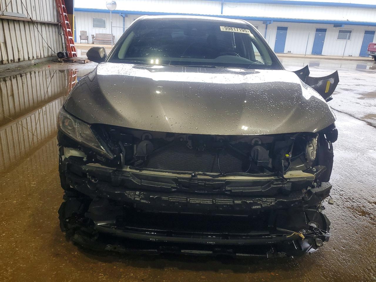 2024 TOYOTA CAMRY LE photo 5