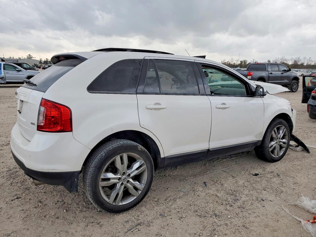 2013 FORD EDGE SEL photo 5