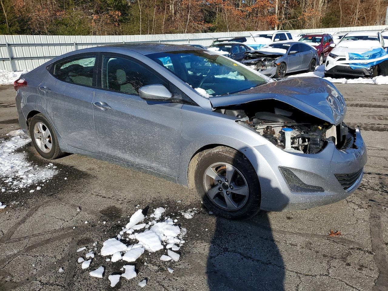 2015 HYUNDAI ELANTRA SE photo 4