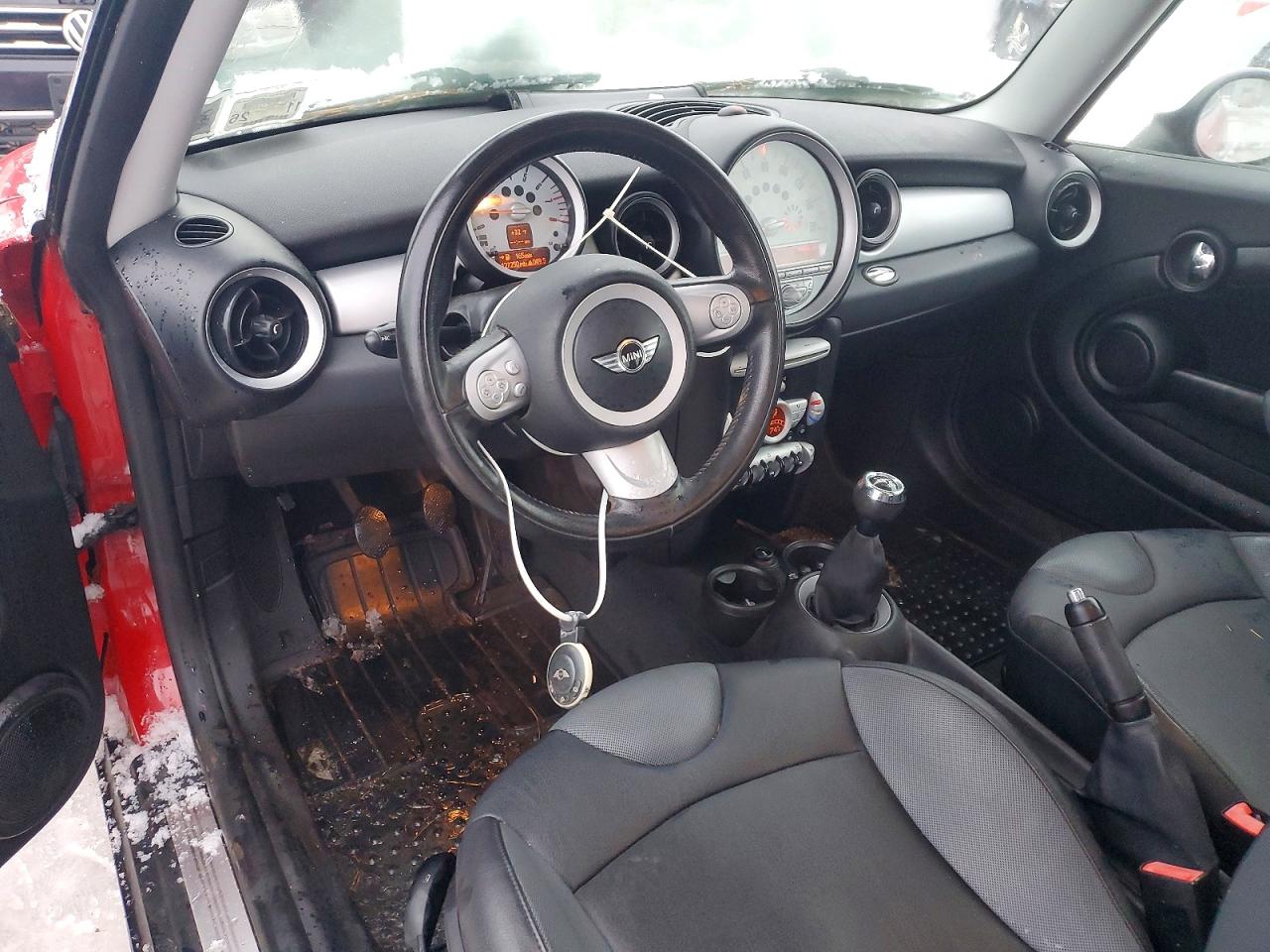 2009 MINI COOPER photo 8