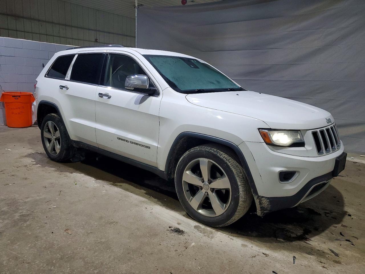 2014 JEEP GRAND CHEROKEE LIMITED photo 4