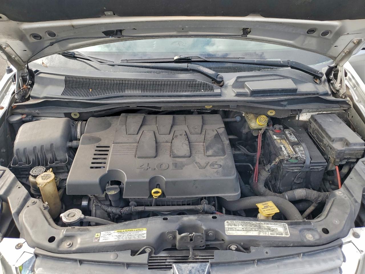 2010 DODGE GRAND CARAVAN SXT photo 12