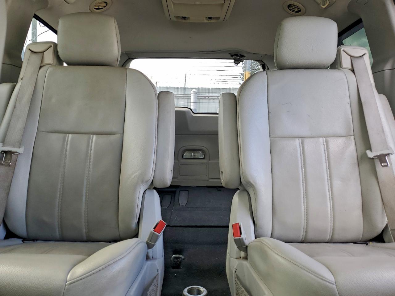 2010 DODGE GRAND CARAVAN SXT photo 10