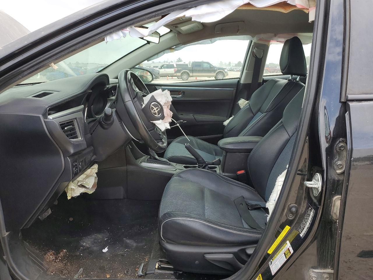 2016 TOYOTA COROLLA L photo 13