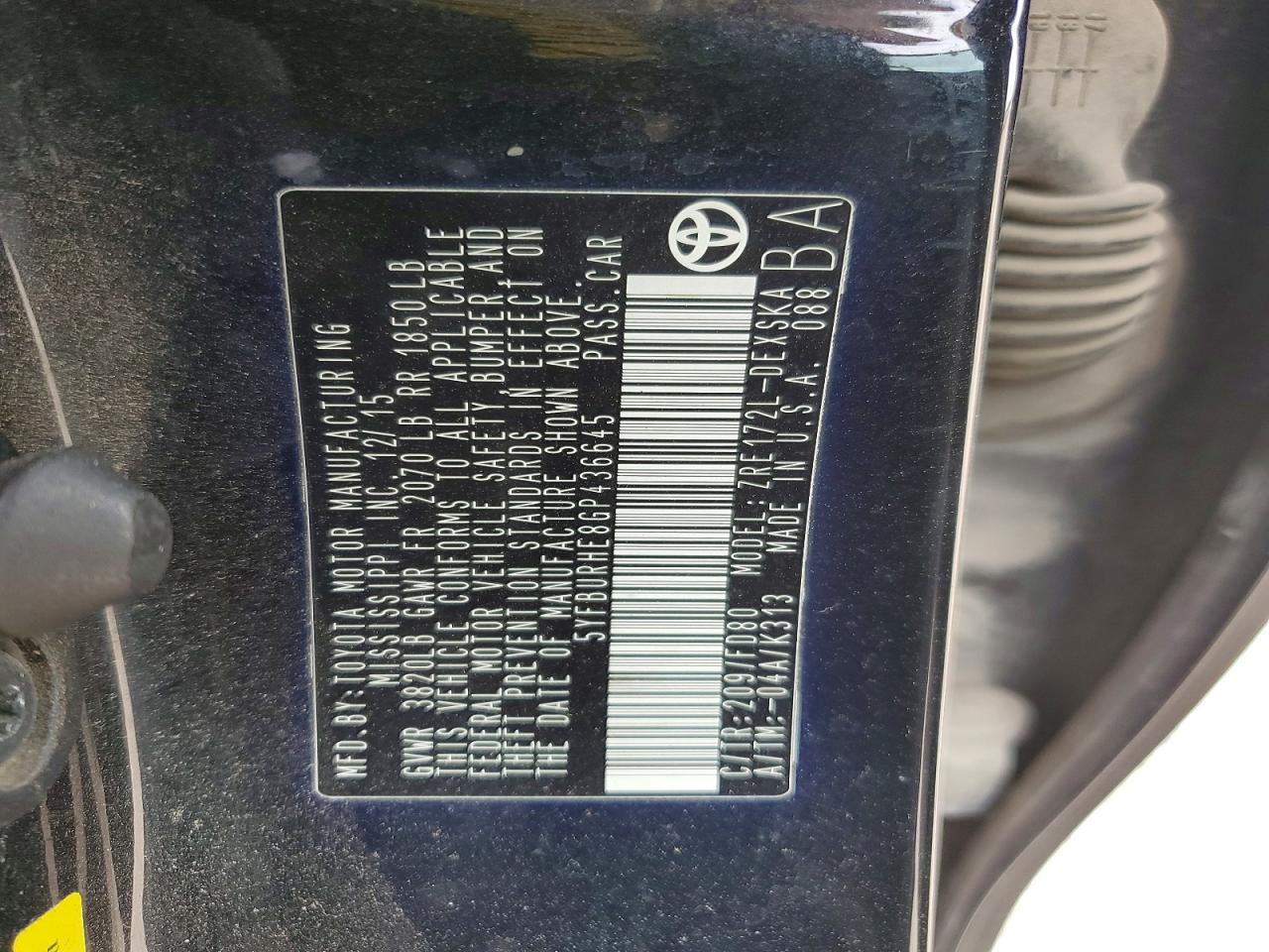 2016 TOYOTA COROLLA L photo 23