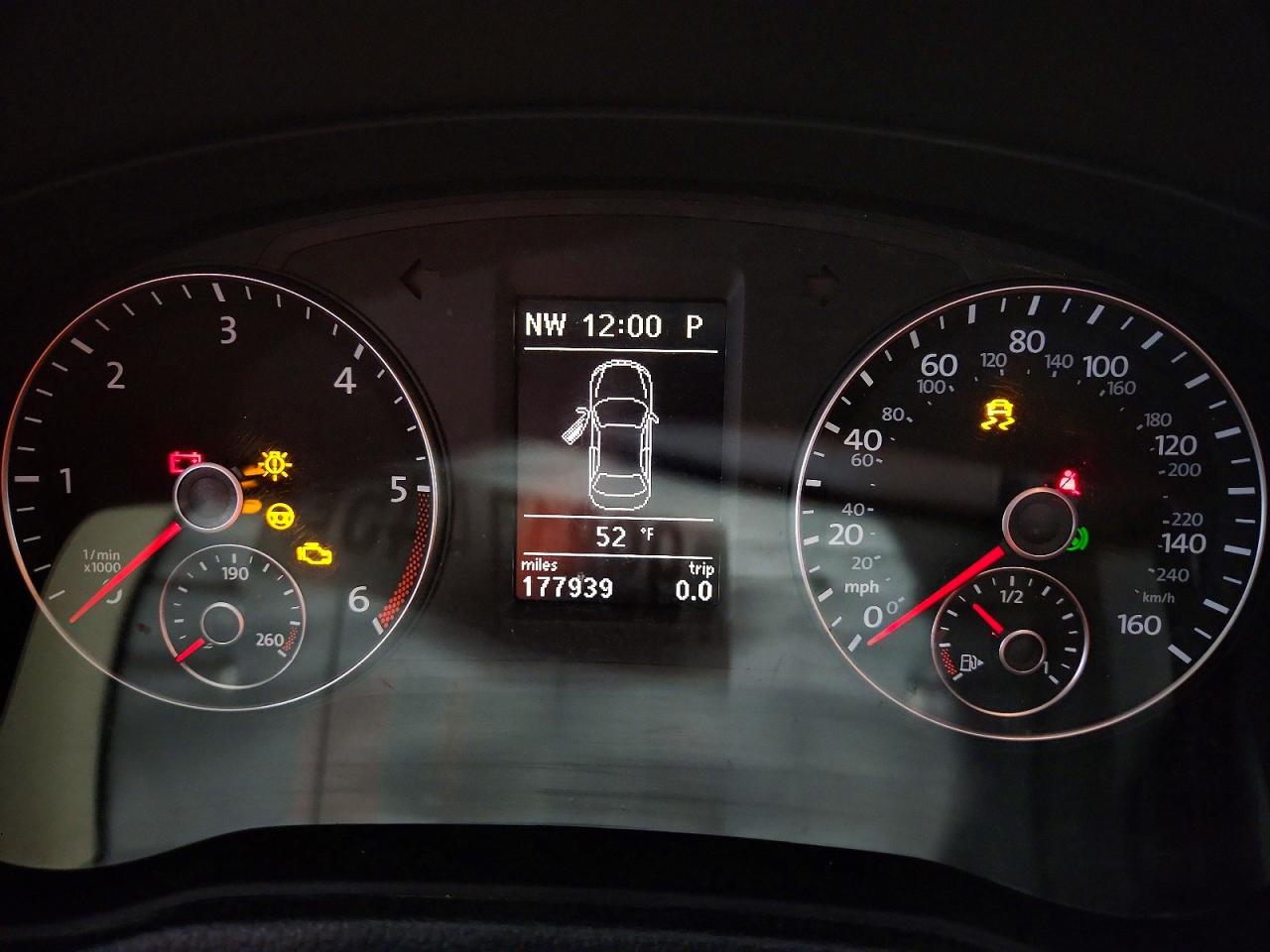 2012 VOLKSWAGEN PASSAT SE photo 9