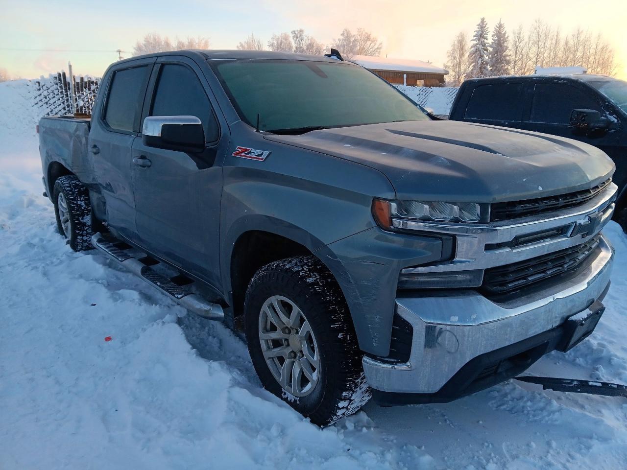 2020 CHEVROLET SILVERADO K1500 LT photo 4