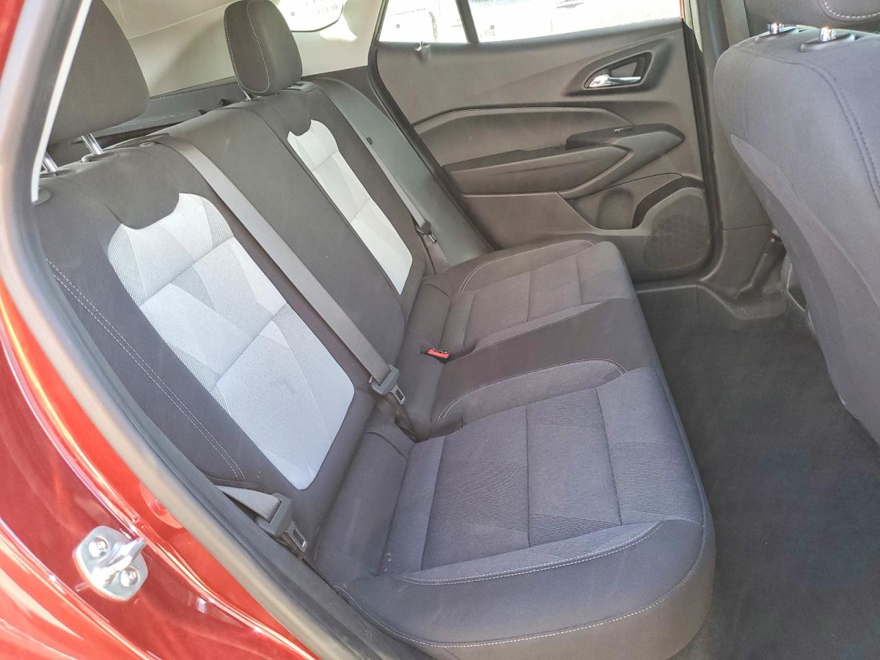 2025 CHEVROLET TRAX LS photo 11