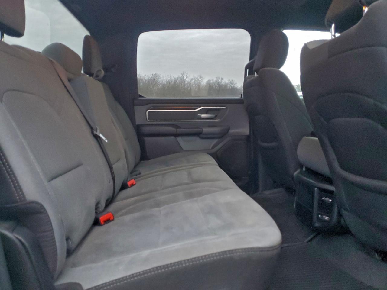2021 RAM 1500 BIG HORN/LONE STAR photo 10