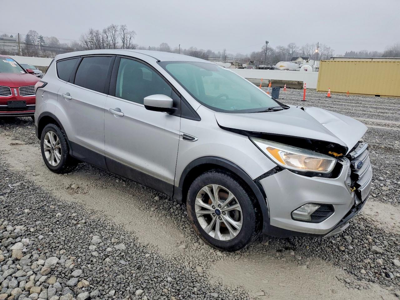 2017 FORD ESCAPE SE photo 7
