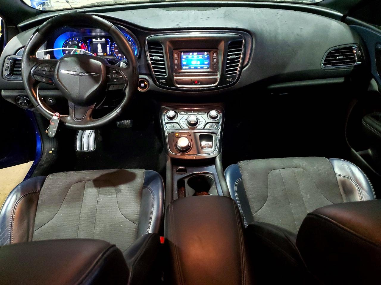 2015 CHRYSLER 200 S photo 15