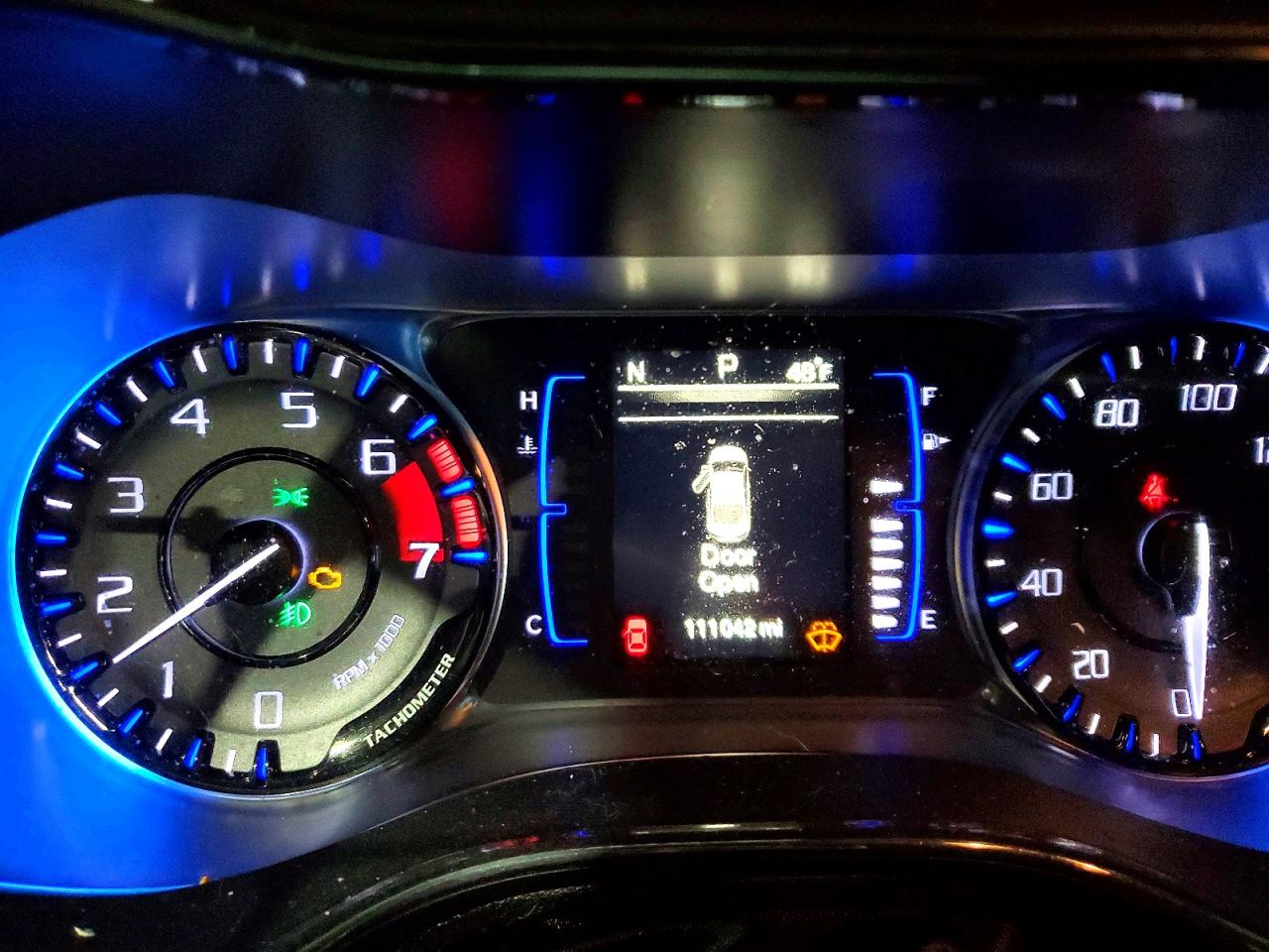 2015 CHRYSLER 200 S photo 17