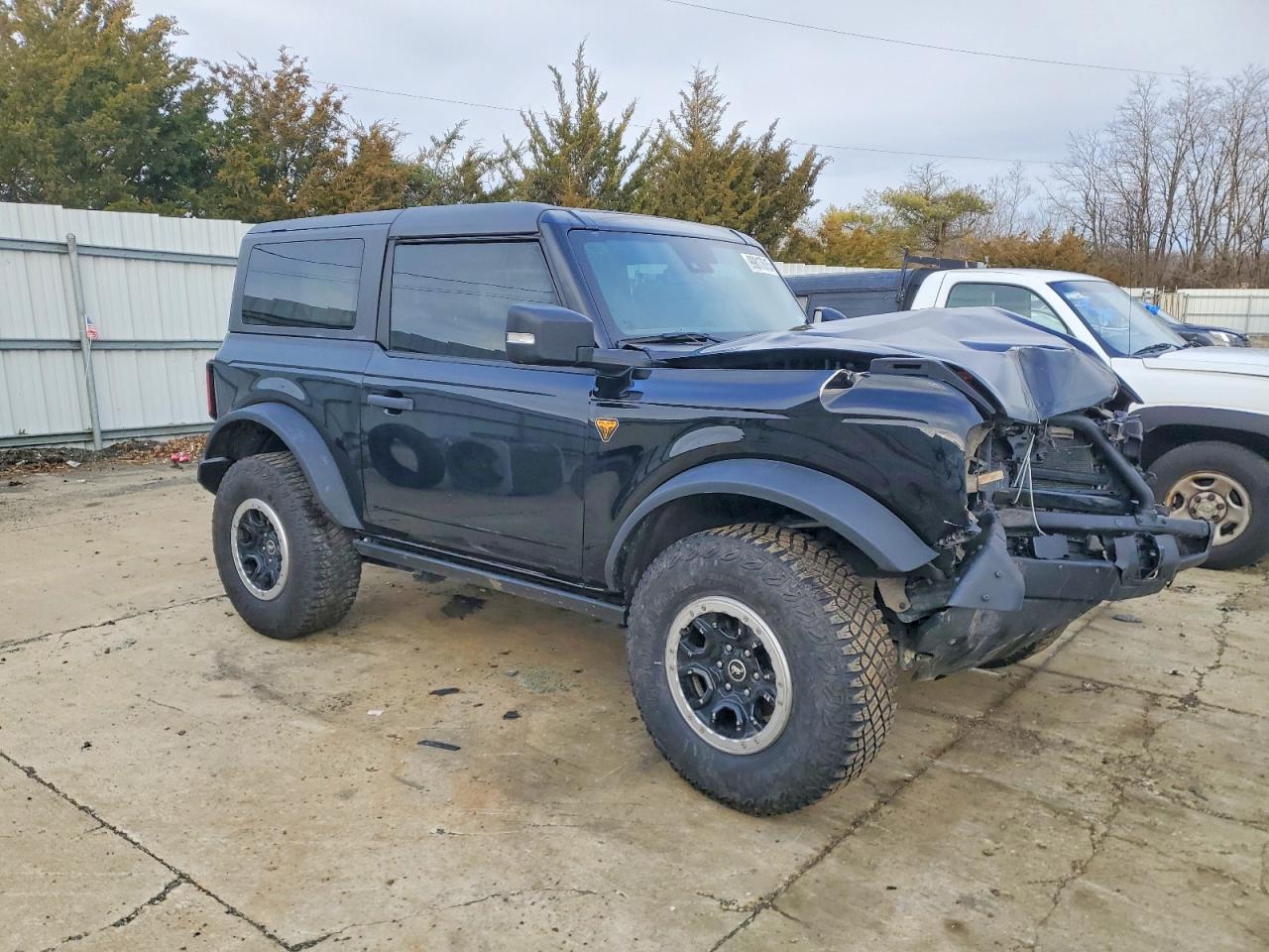 2022 FORD BRONCO BASE photo 4