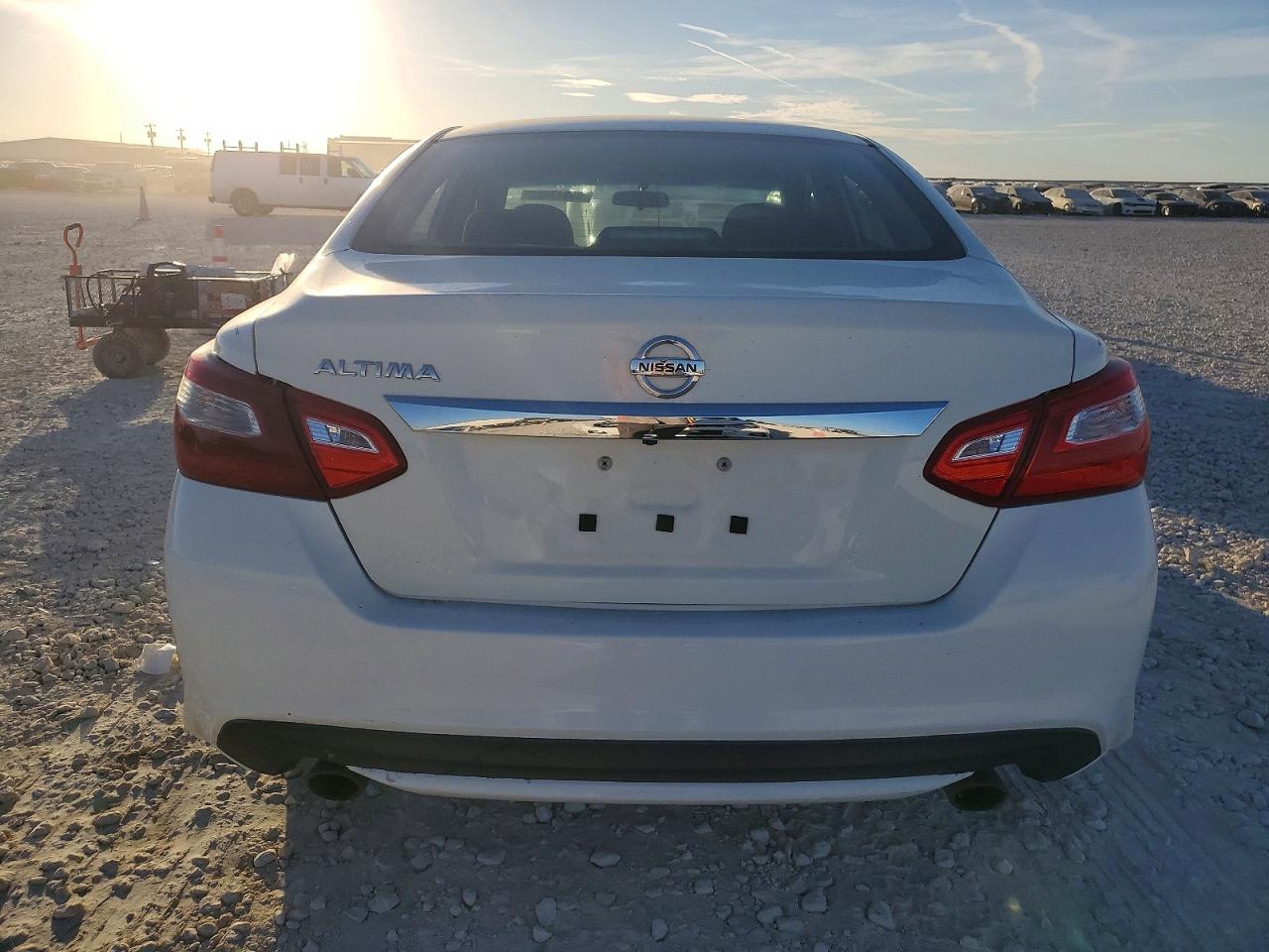 2017 NISSAN ALTIMA 2.5 photo 6