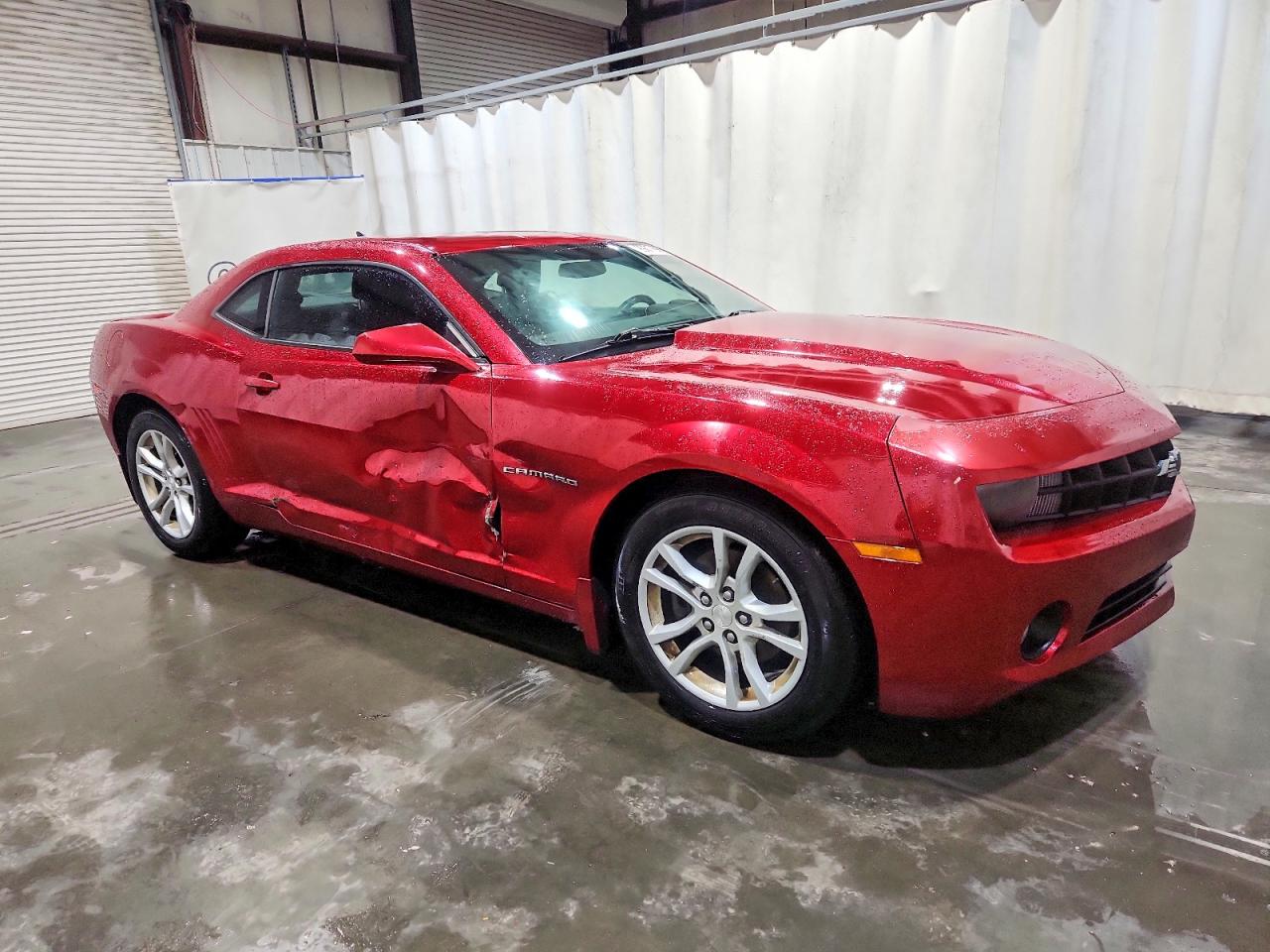2013 CHEVROLET CAMARO LT photo 4