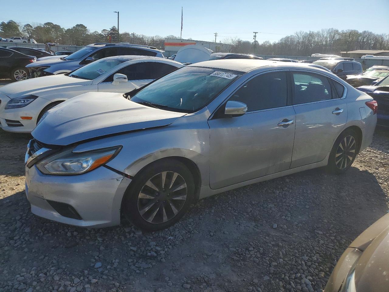 2017 NISSAN ALTIMA