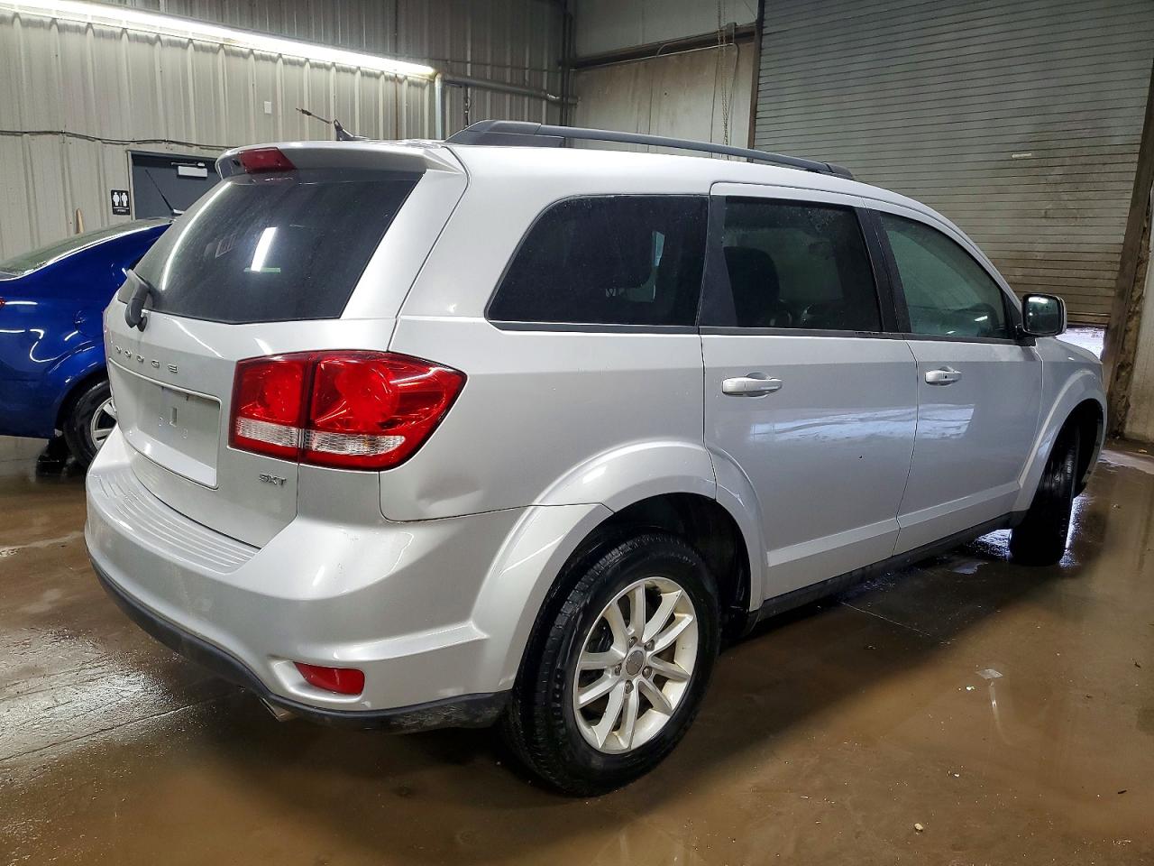 2014 DODGE JOURNEY SXT photo 3