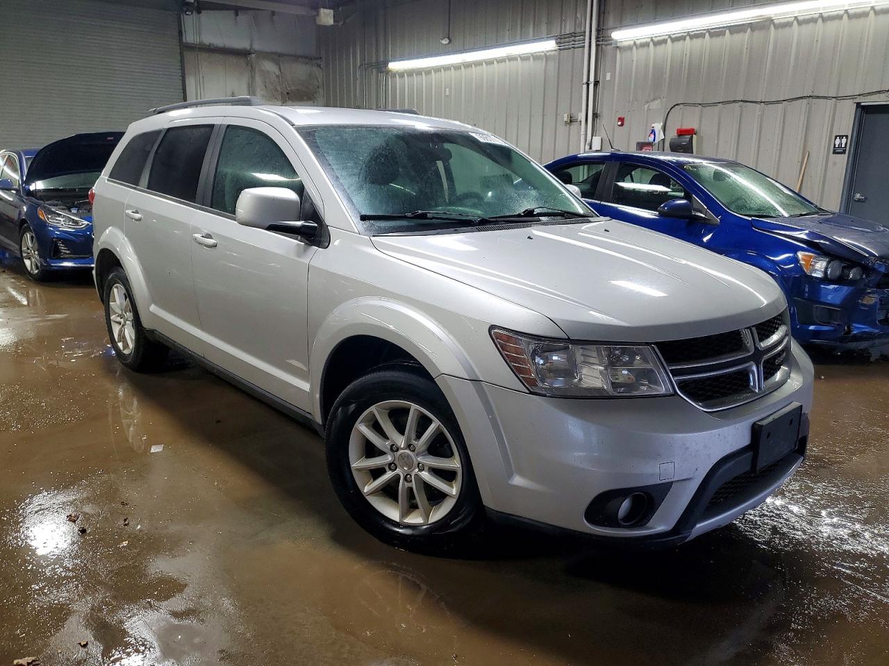 2014 DODGE JOURNEY SXT photo 4