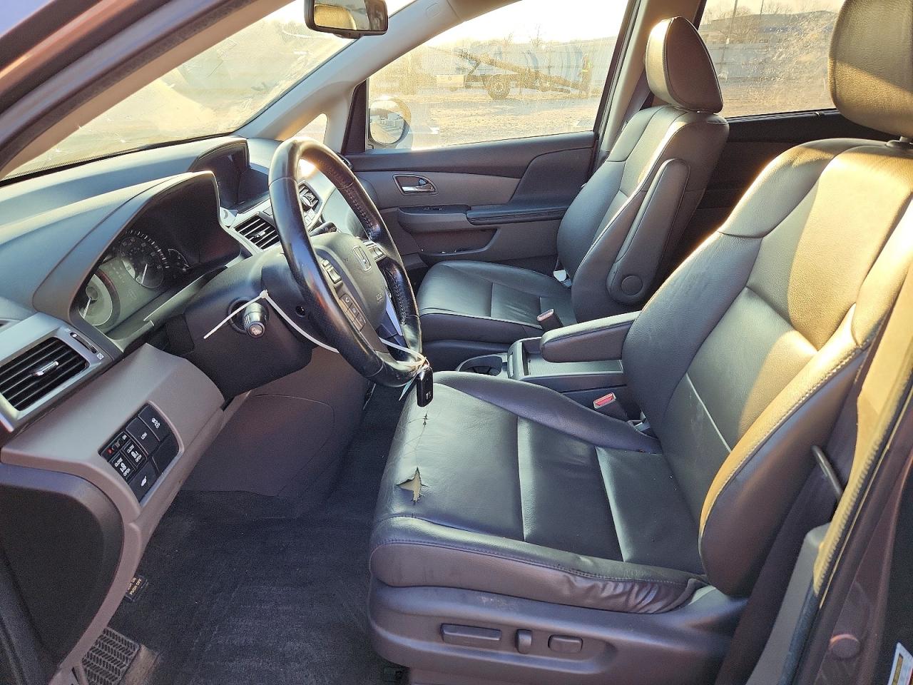2014 HONDA ODYSSEY EXL photo 13