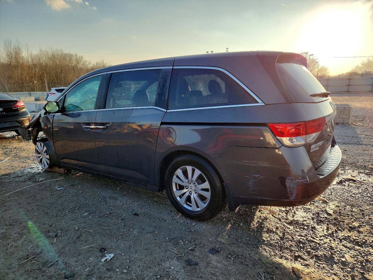 2014 HONDA ODYSSEY EXL photo 3