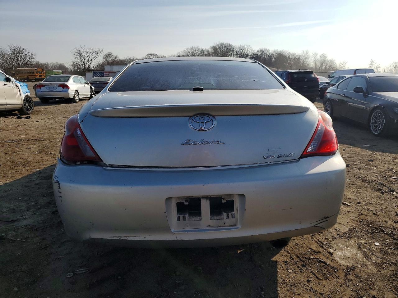 2005 TOYOTA CAMRY SOLARA SE photo 11