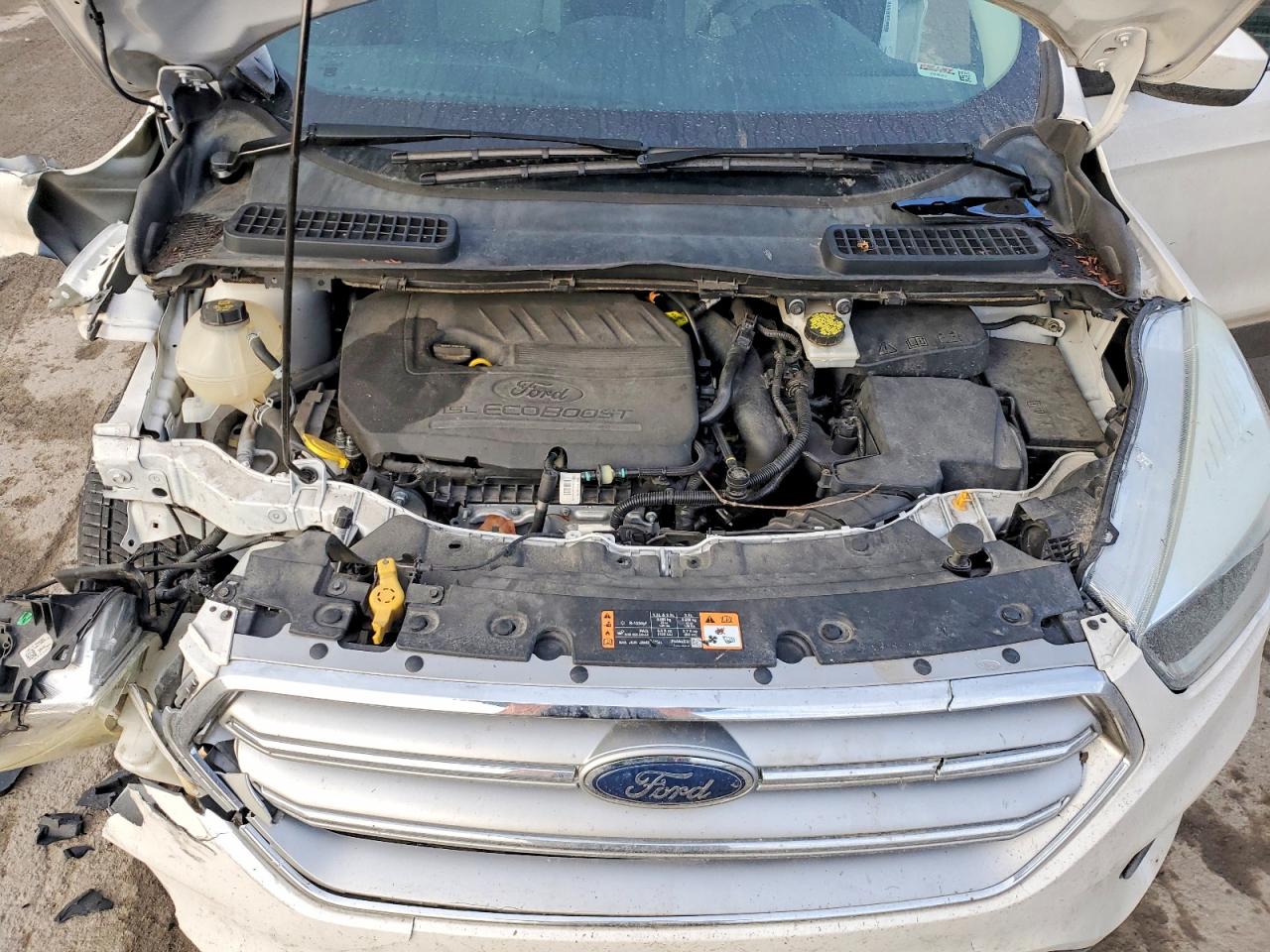 2017 FORD ESCAPE SE photo 23
