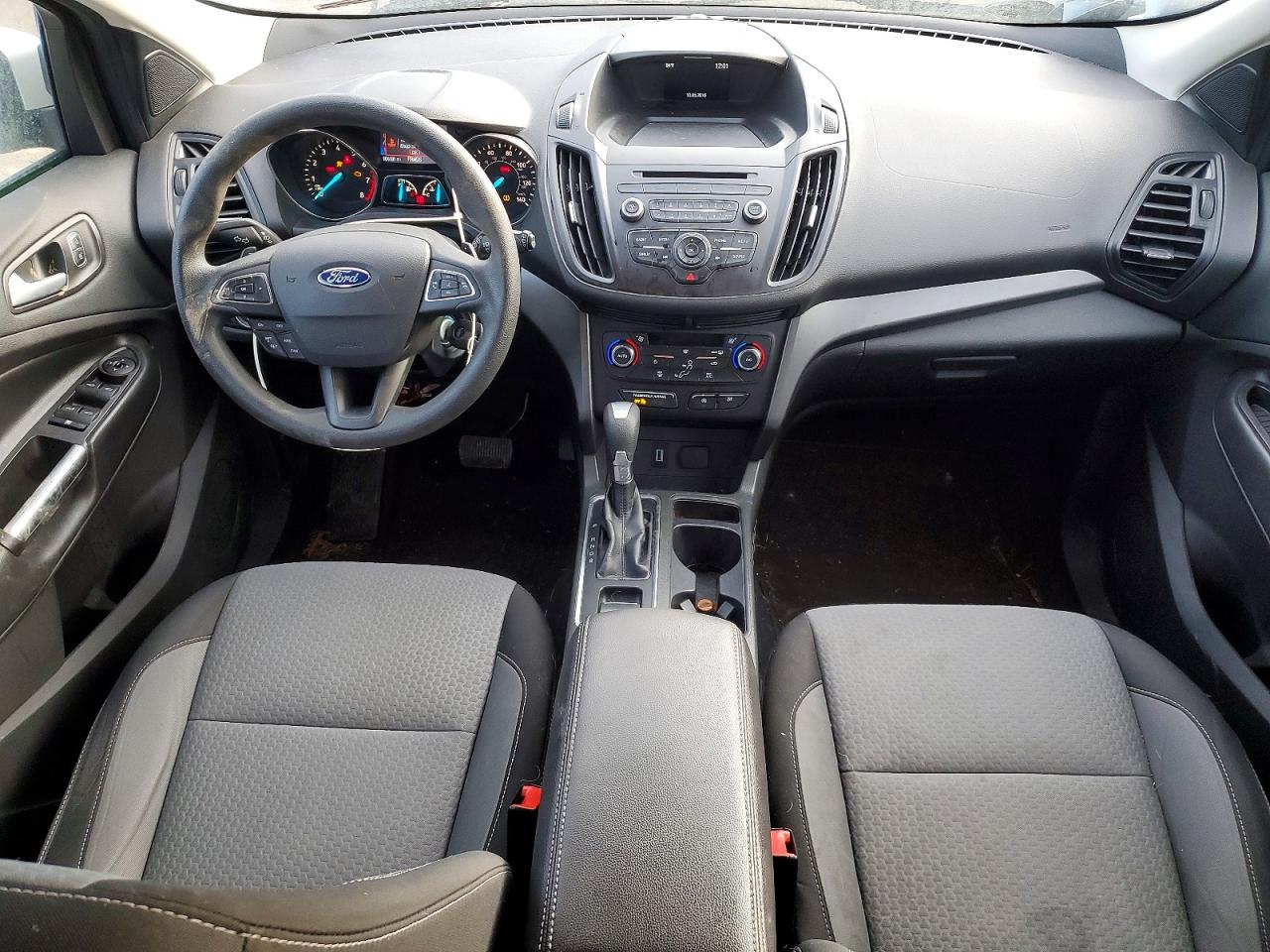 2017 FORD ESCAPE SE photo 15