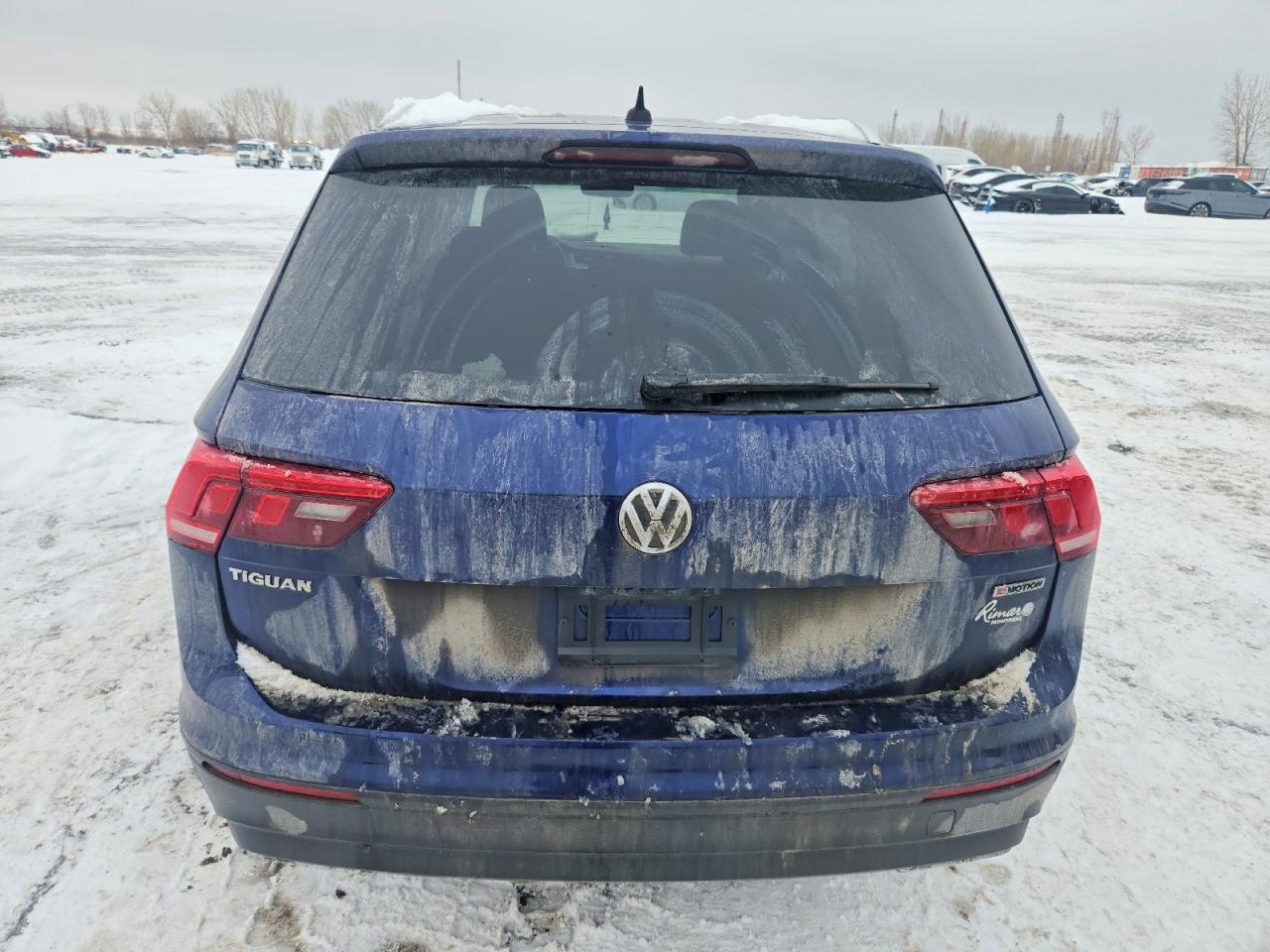 2021 VOLKSWAGEN TIGUAN SE photo 6