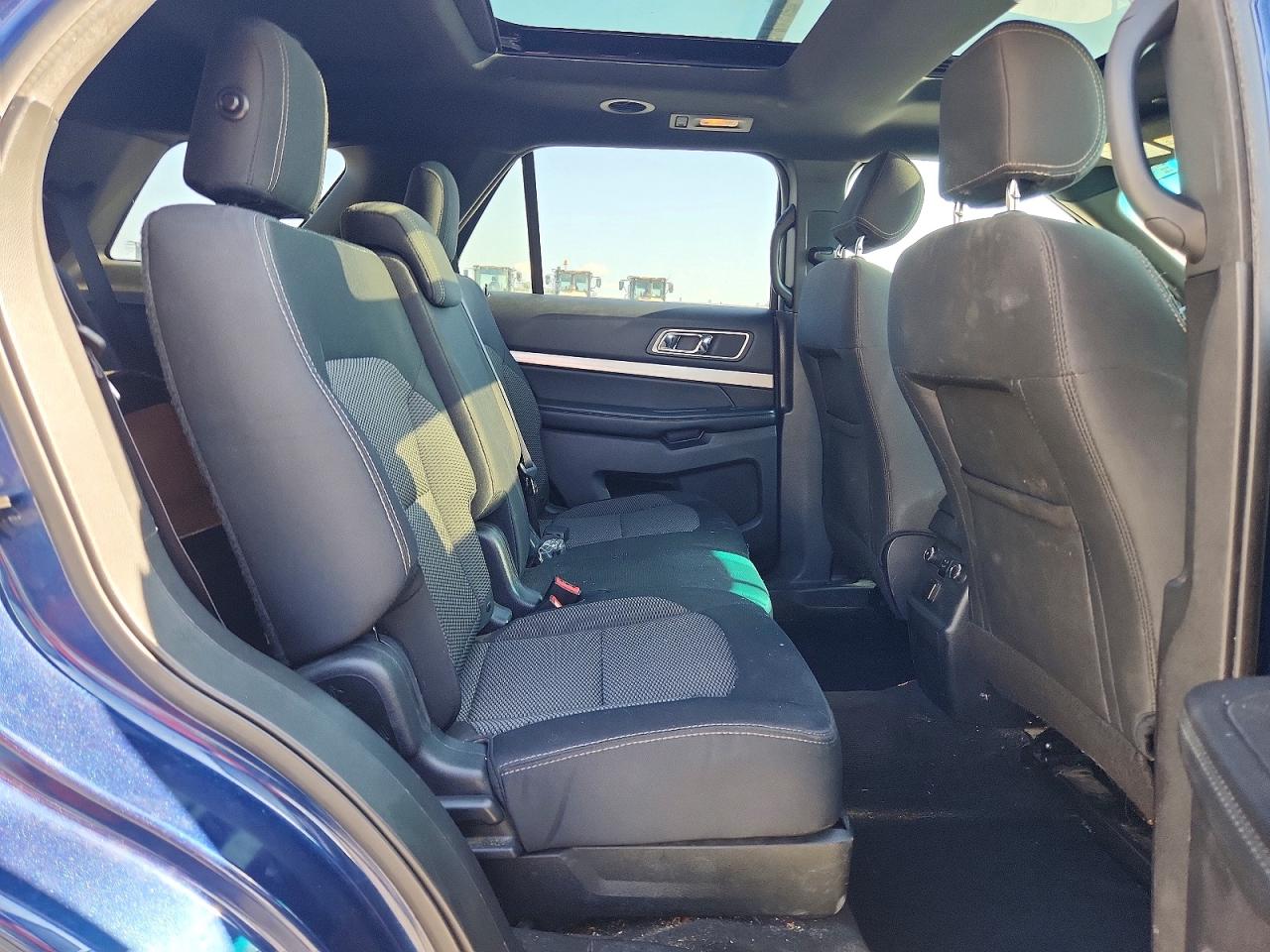 2016 FORD EXPLORER XLT photo 11