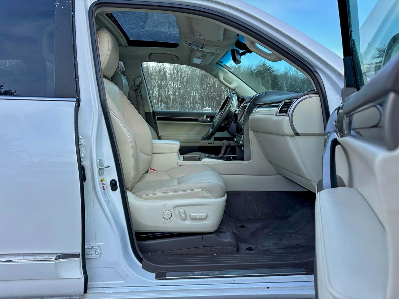 2017 LEXUS GX 460 photo 9