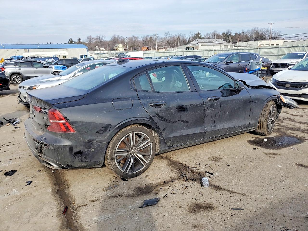 2019 VOLVO S60 T8 R-DESIGN photo 3