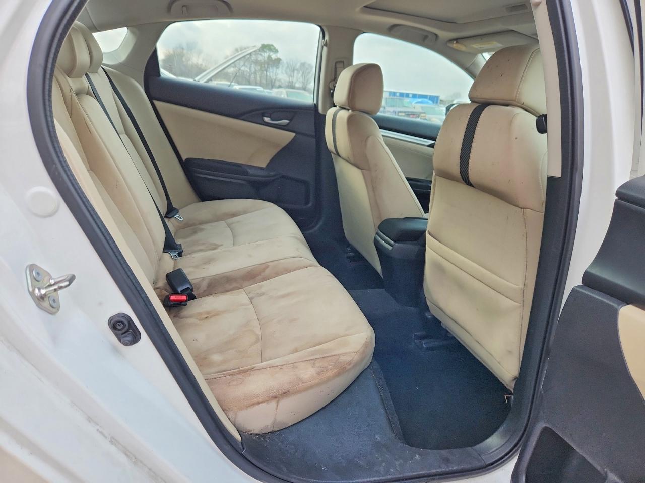 2016 HONDA CIVIC EX photo 10